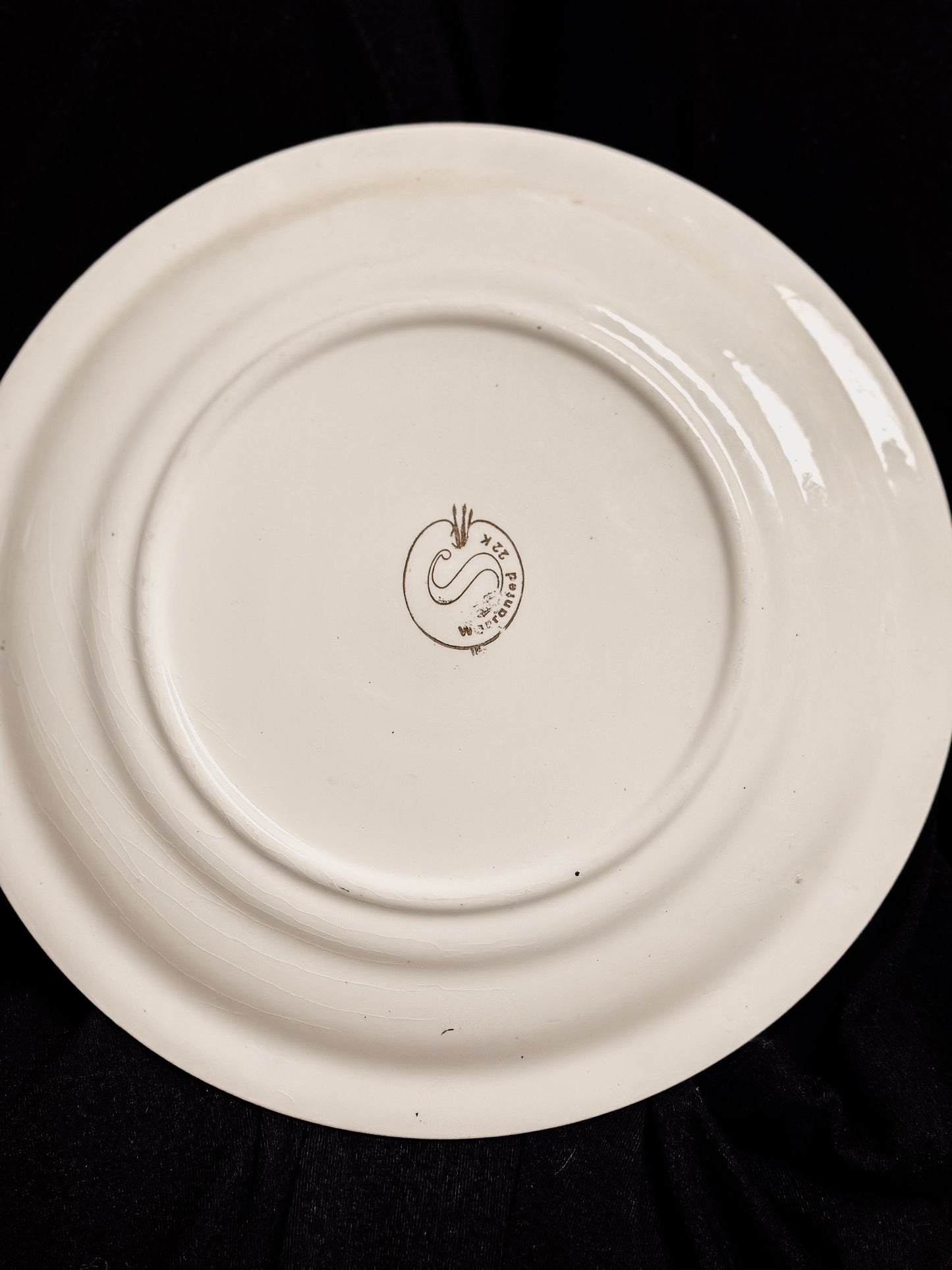Vtg. Bird Dog Plate