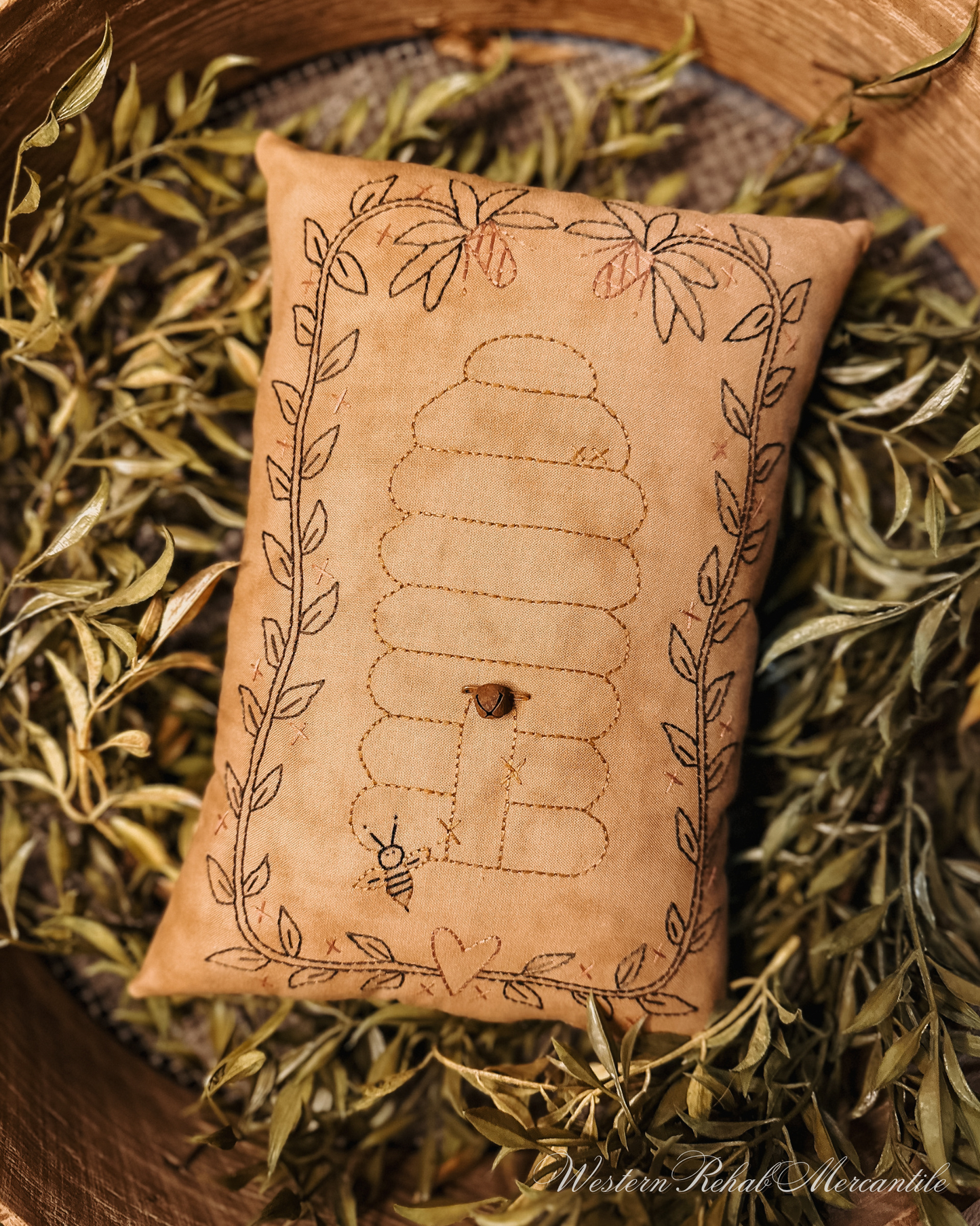 Honey Comb Pillow Tuck