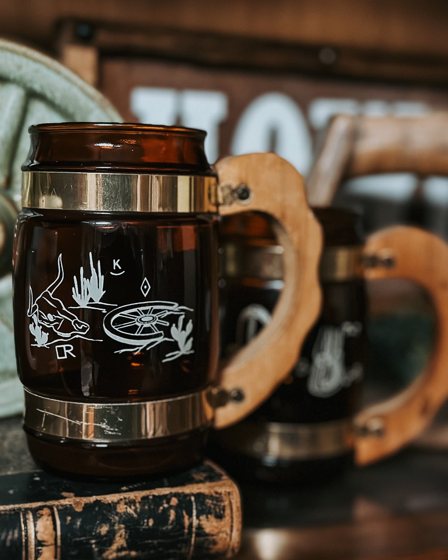 Vintage Barrel Mug Set