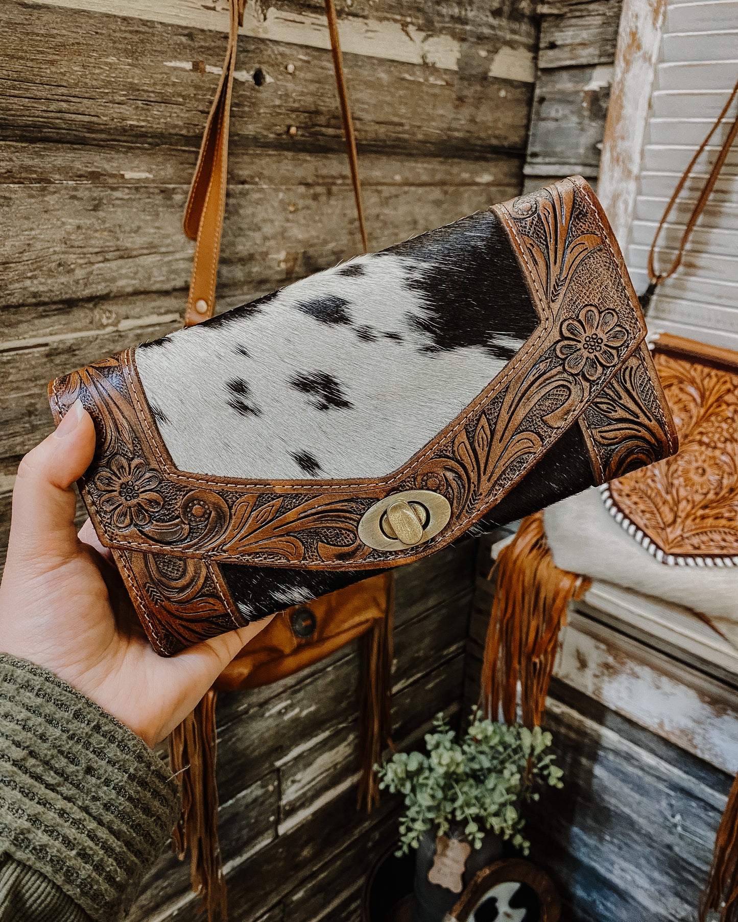 Advent Cowhide Wallet